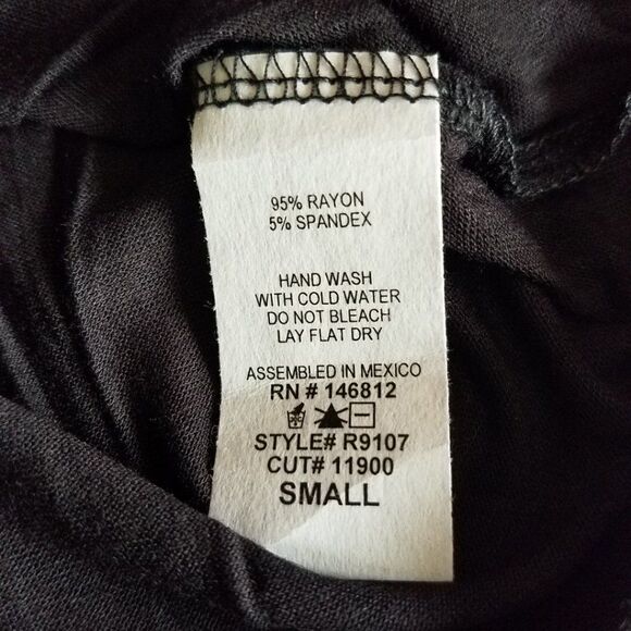 Small Black Cold Shoulder Tee Shirt by Acemi Women's Scooped Bottom NWOT - Picture 8 of 8